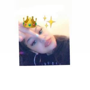 Meet your Posher, Vangie